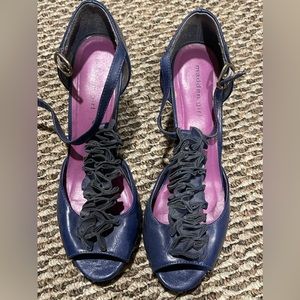 Madden Girl Women's Kizzler T-Strap Pump